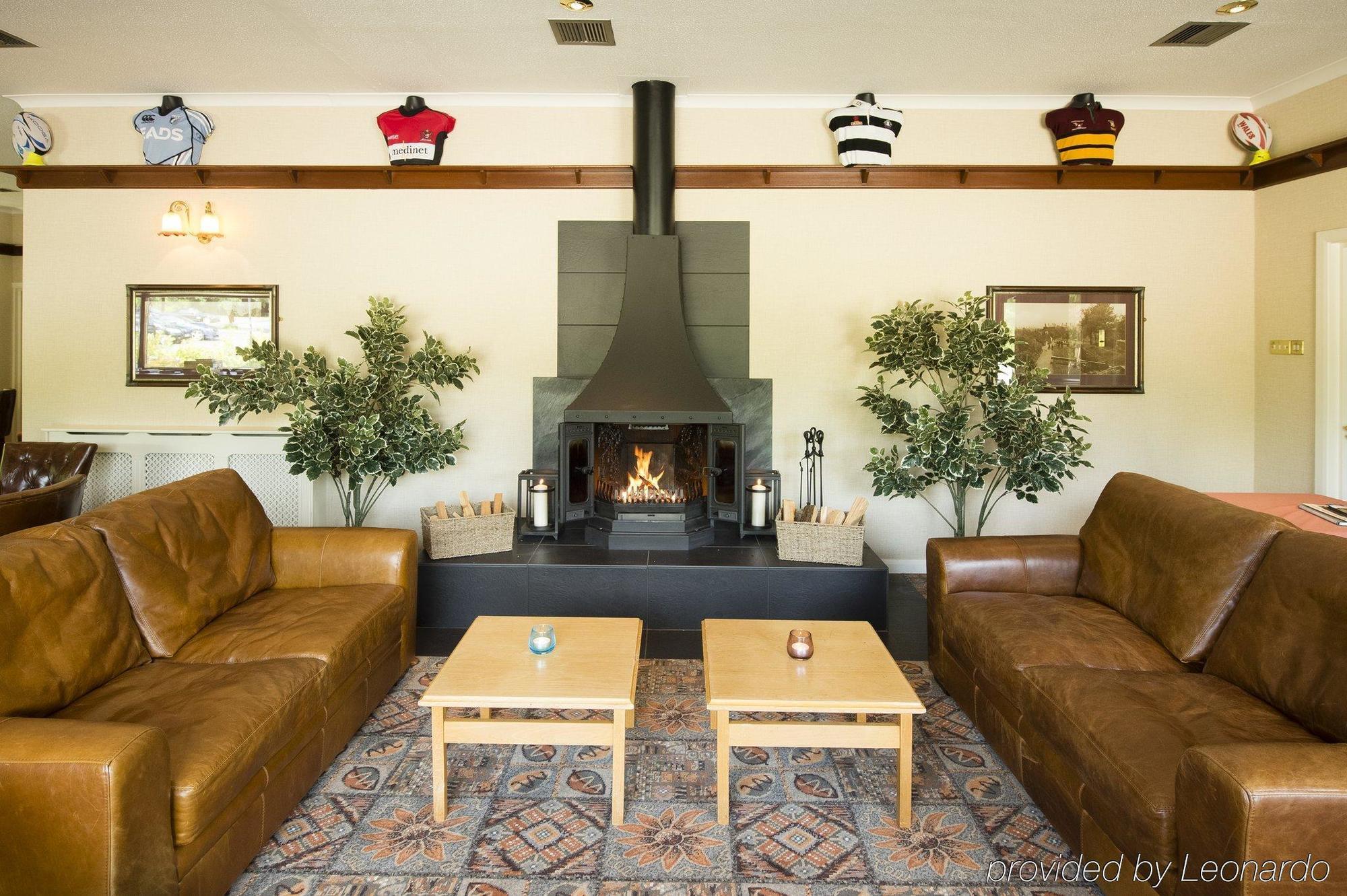 Parkway Hotel & Spa Cwmbran Bagian luar foto