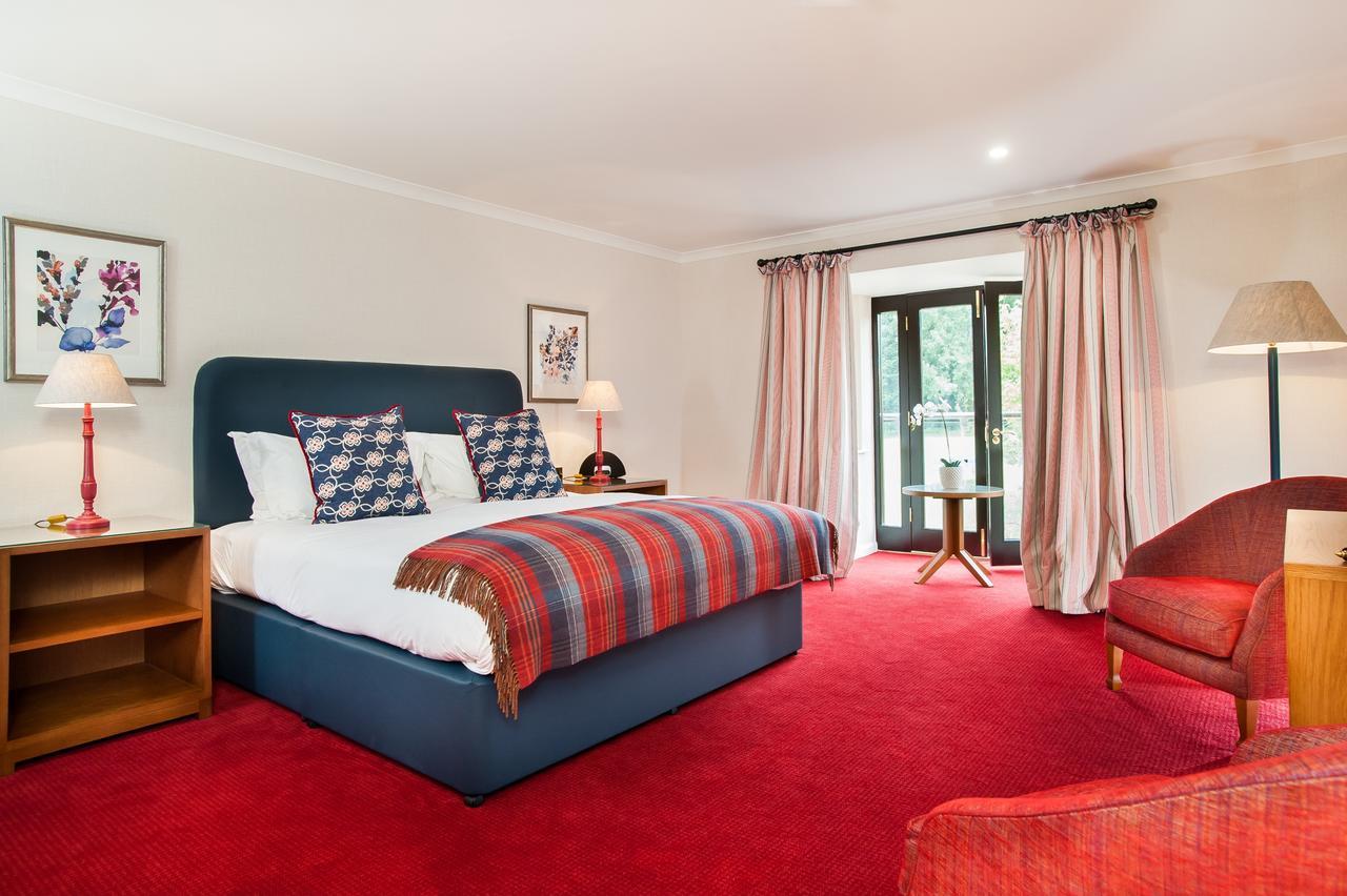 Parkway Hotel & Spa Cwmbran Bagian luar foto