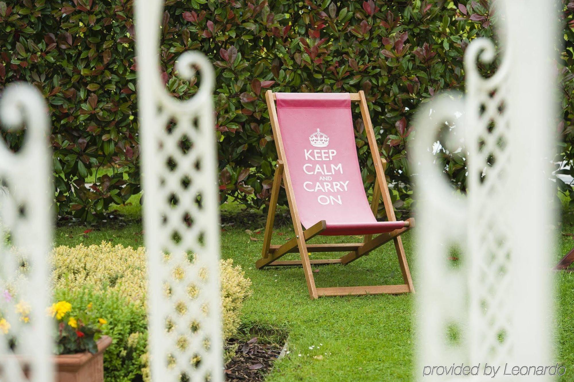 Parkway Hotel & Spa Cwmbran Bagian luar foto