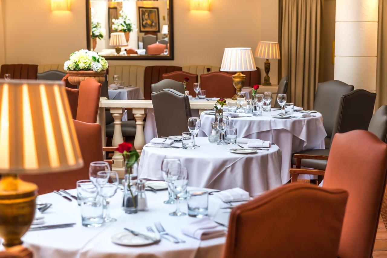 Parkway Hotel & Spa Cwmbran Bagian luar foto